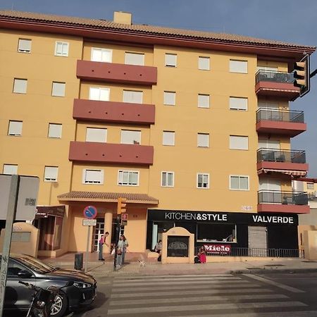 Apartamento Renovado En El Centro De Benalmádena Exterior foto