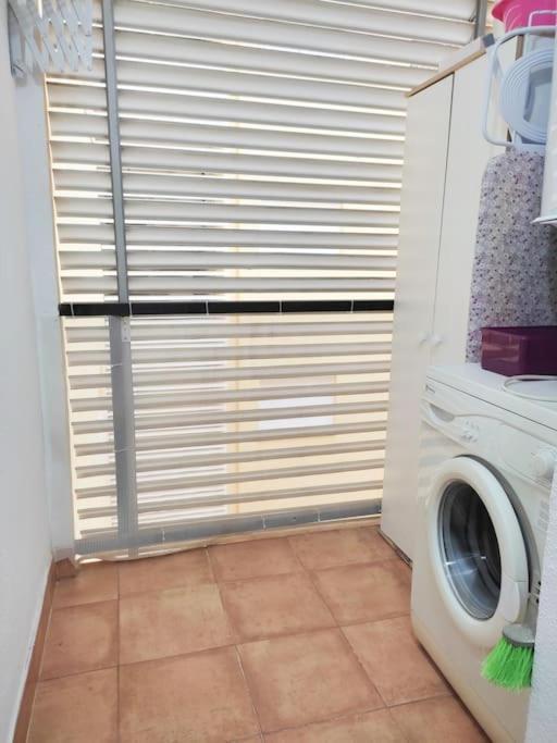 Apartamento Renovado En El Centro De Benalmádena Exterior foto